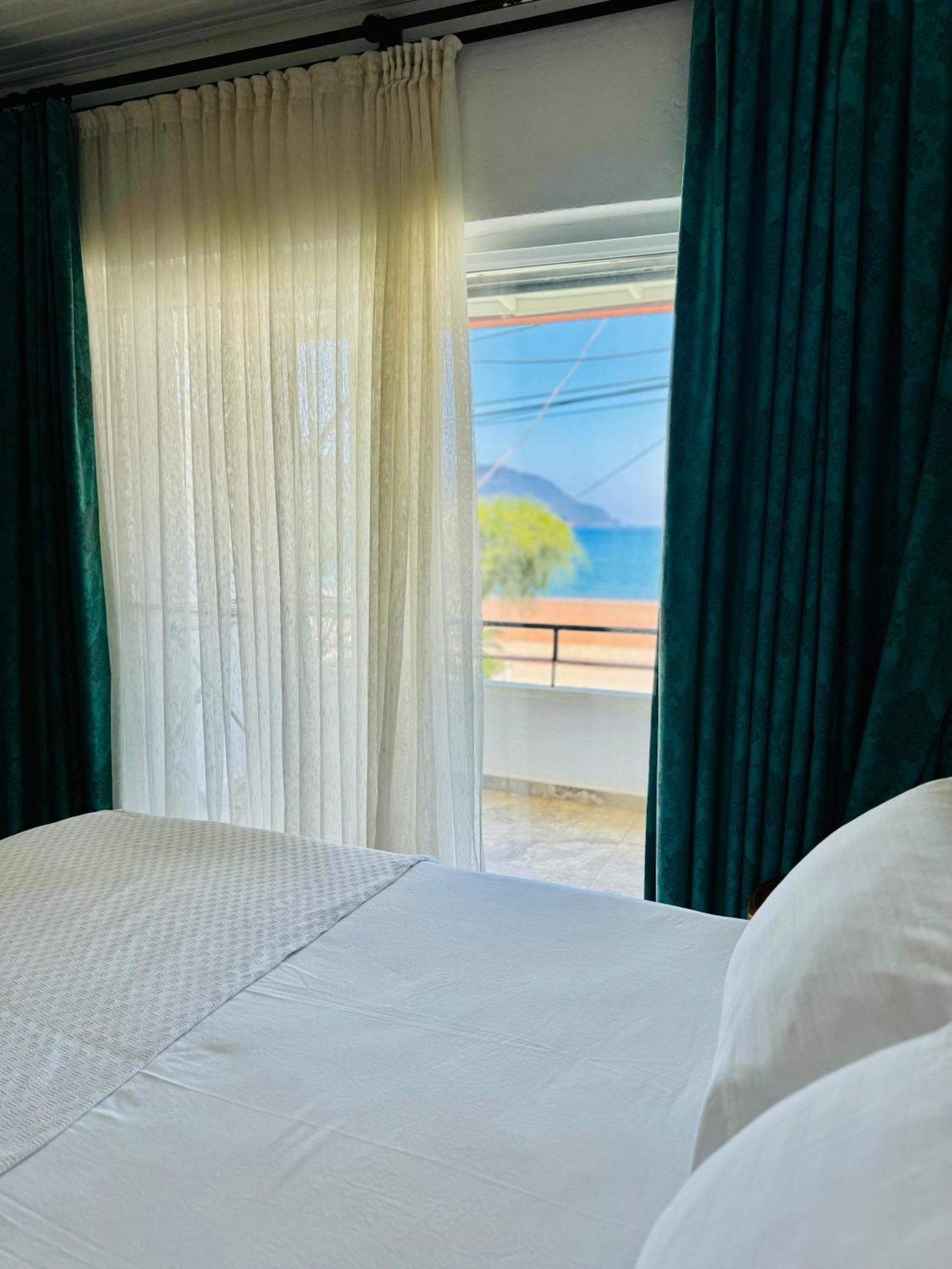 Ceneviz Hotel アドラサン エクステリア 写真